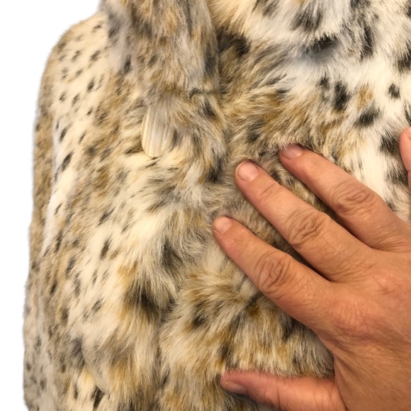 Janie Bryant Faux Fur Capelet size XS - Picture 6 of 16